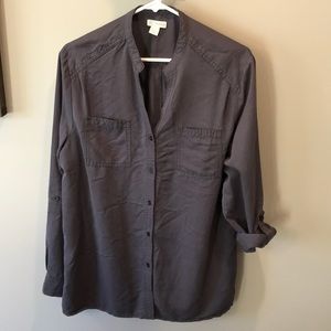 Khakis & Co Gray Top